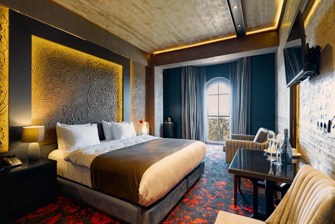 Tapis Rouge Design Boutique Hotel Batumi Luaran gambar Deluxe room