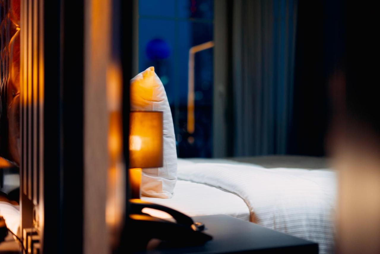 Tapis Rouge Design Boutique Hotel Batumi Luaran gambar A room at the hotel